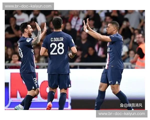 法甲阵容：星光与潜力交织的战术乐章