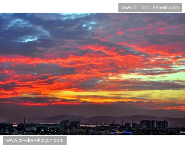 红流奔涌与日落柏城：那一夜，我们见证了亚洲足球的权力更迭